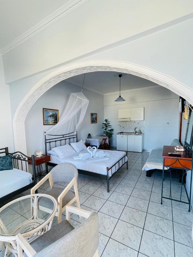 Gialos Rooms Elafonissos Exteriör bild